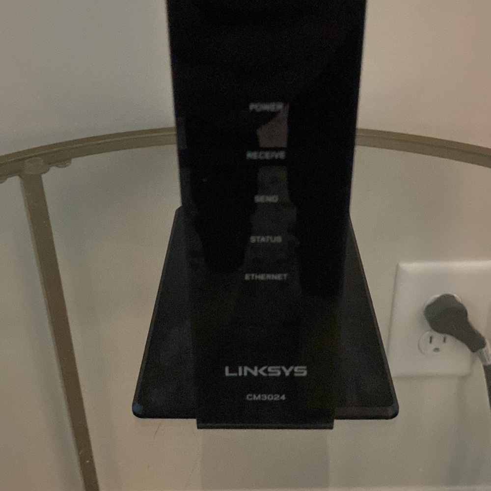 Linksys DOCSIS 3.0 Cable Modem - Picture 2 of 4